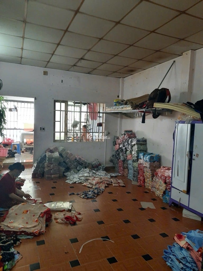 GẦN MẶT TIỀN – KHU CHỢ VẢI – HẺM TẢI THÔNG – NHÀ CŨ BTCT – NỠ HẬU - ĐANG CHO THUÊ 15 TR/TH