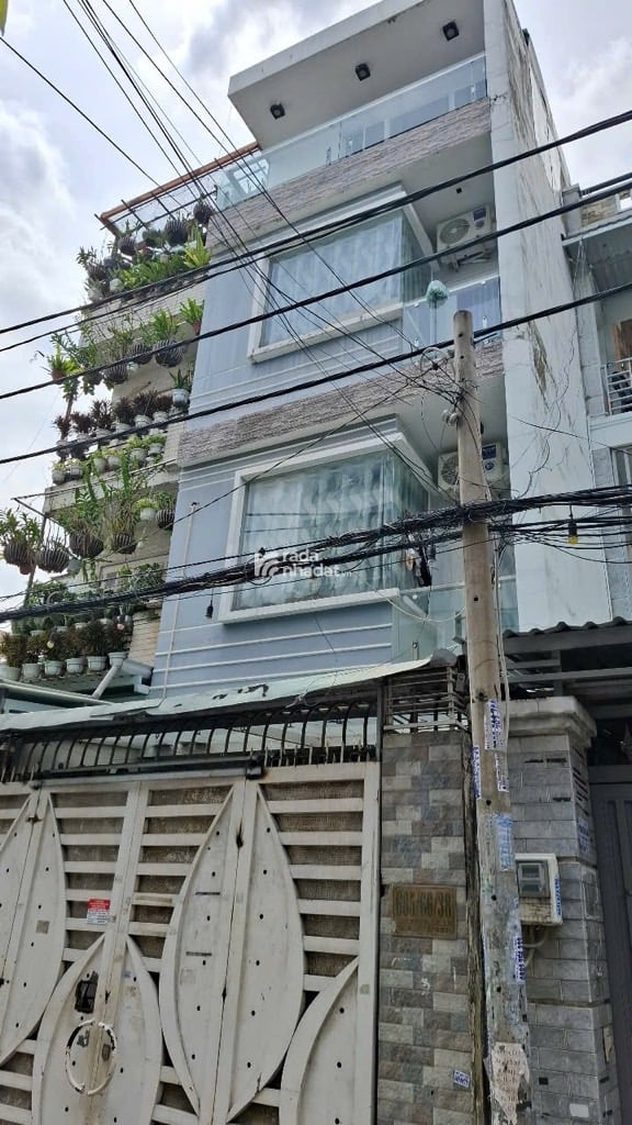 HẺM XE HƠI XÔ VIẾT NGHỆ TĨNH, BÌNH THẠNH, 4 TẦNG MỚI TINH Ở NGAY. GIẢM 350TR CHỈ CÒN 11.5T TL 