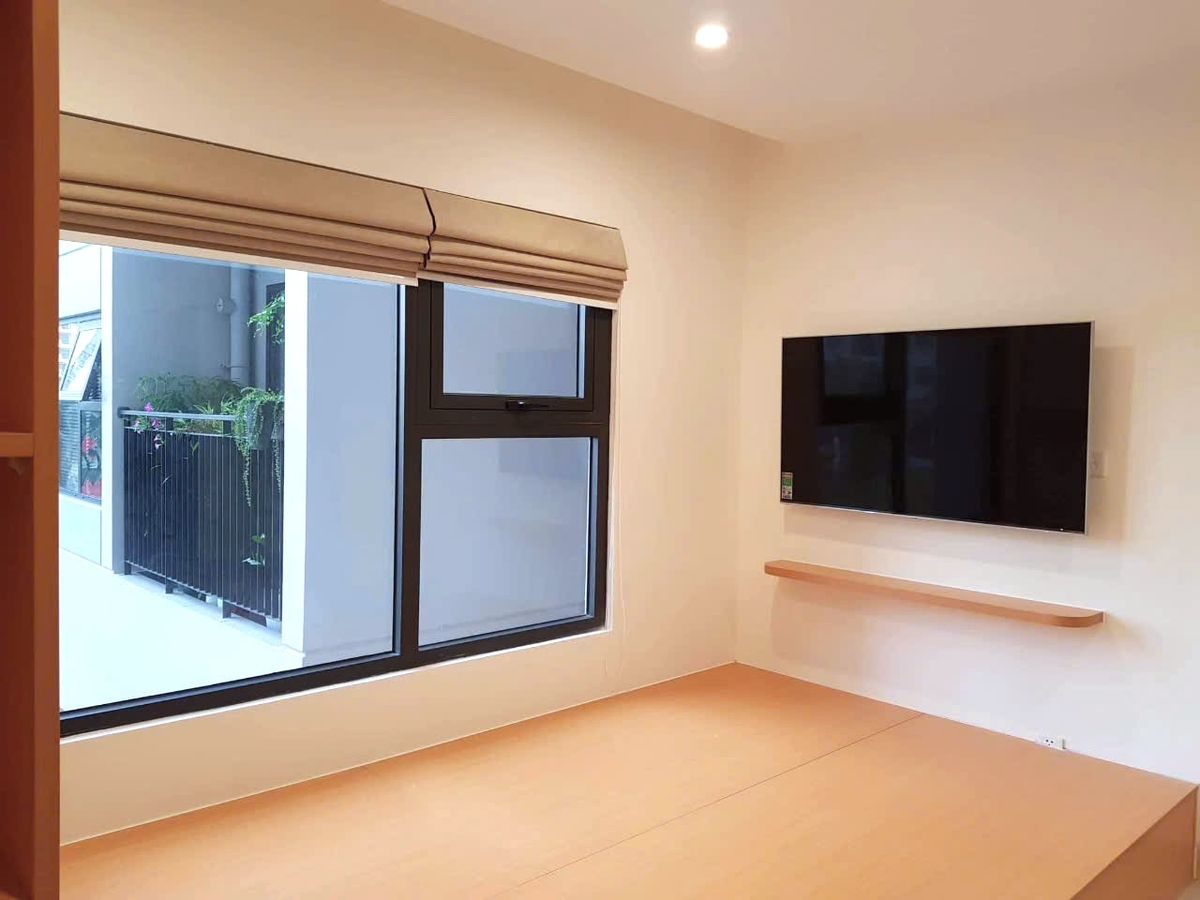 Cần bán Studio 39,40m2, phân khu The Origami, giá tốt 2,41tỷ