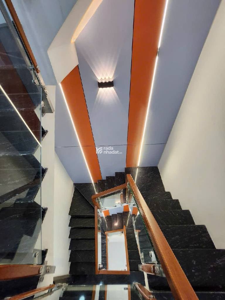 4 TẦNG-TRẦN QUANG CƠ PHÚ THẠNH TÂN PHÚ DT: 4*12M- 6 TỶ 4