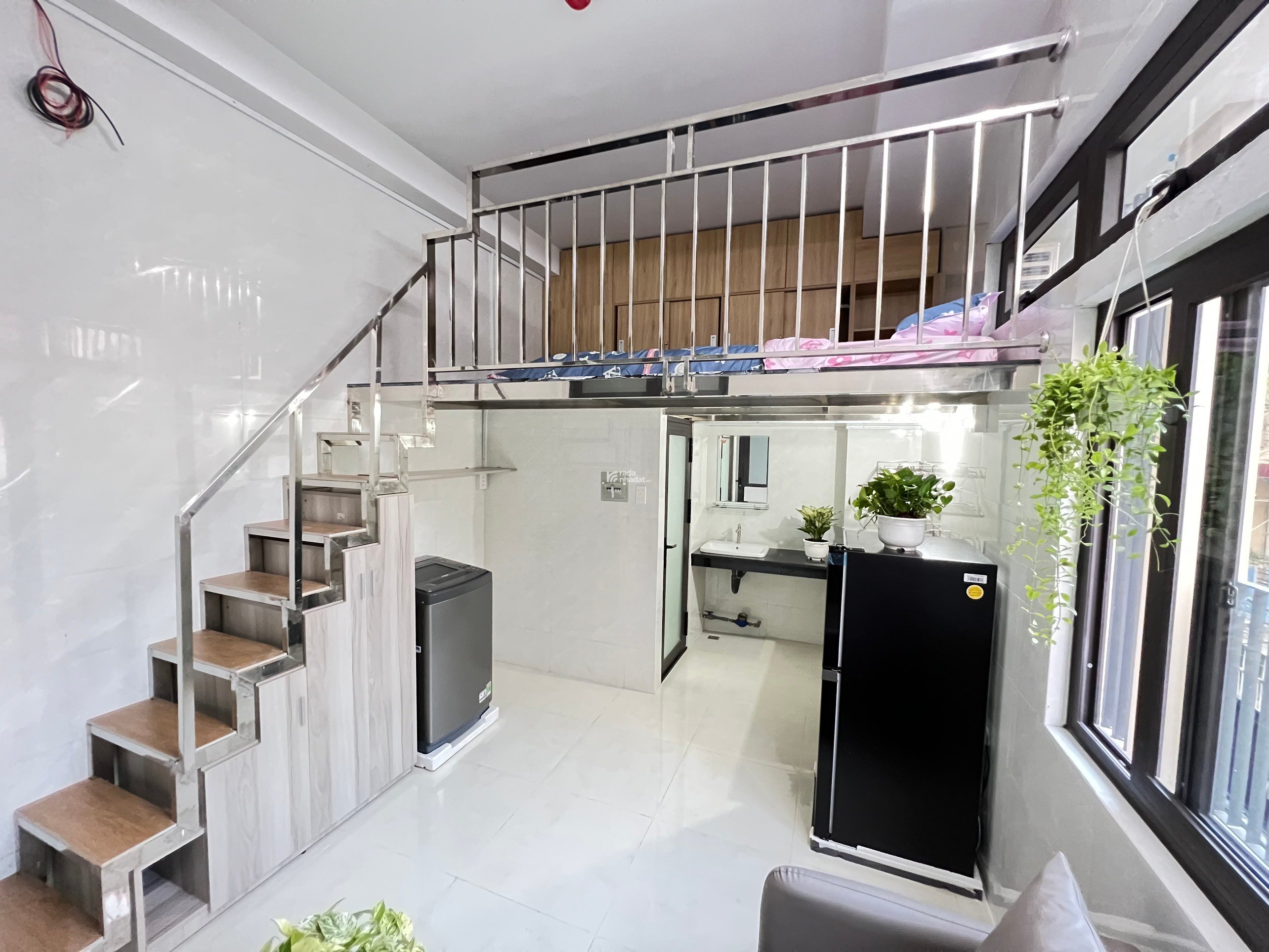 Cho thuê phòng có gác tại quận 10, có thang máy, máy giặt riêng, gần Bách Khoa, UEH, Huflit