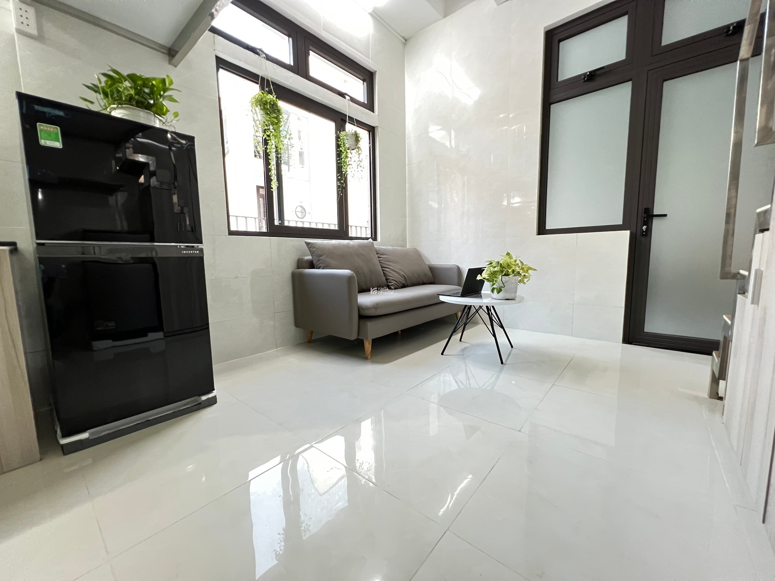 Cho thuê phòng có gác tại quận 10, có thang máy, máy giặt riêng, gần Bách Khoa, UEH, Huflit