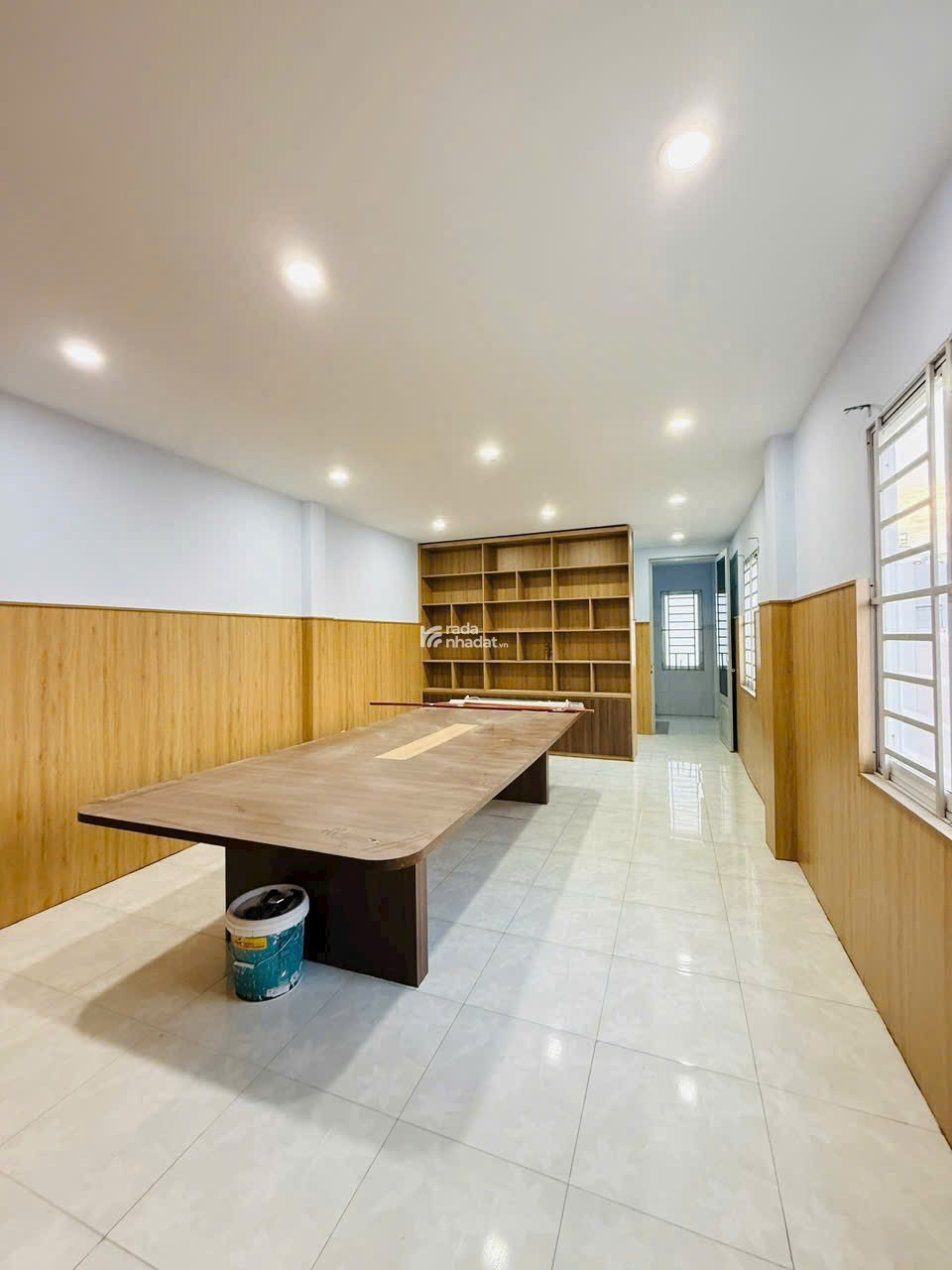 GẦN MẶT TIỀN PHAN VĂN HỚN - NHÀ 5 TẦNG ,4x15m , ĐƯỜNG 2 CHIỀU XE HƠI 10M