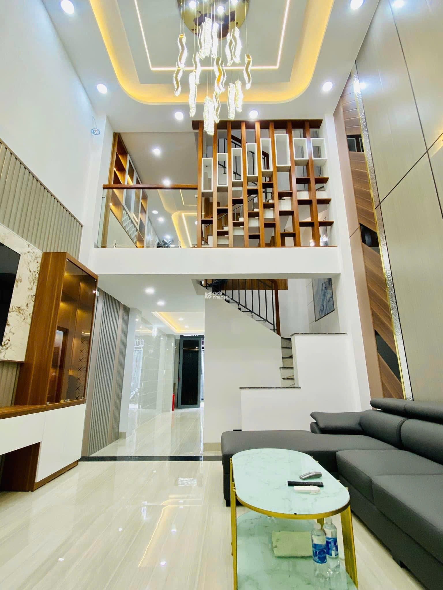 Nhà phong thuỷ tốt Nguyễn Văn Lượng P17 Q. Gò Vấp DT 44.8m2 giá 4tỷ300tr, đang cho thuê 12tr/tháng