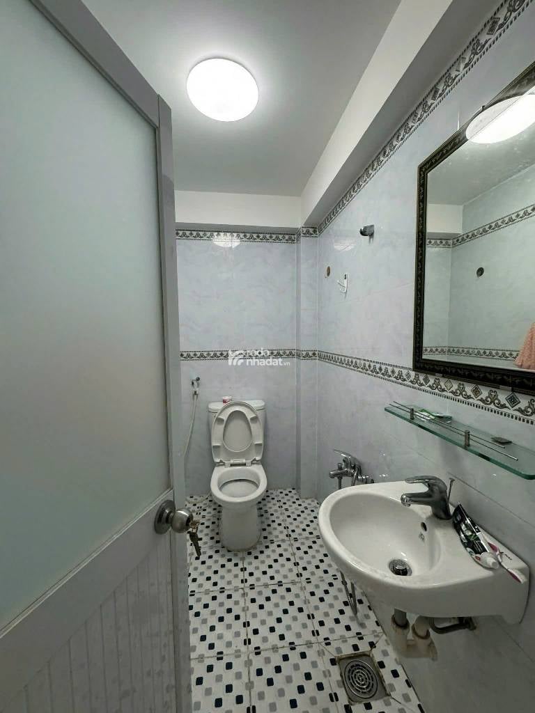 NHÀ ĐẸP 5 TẦNG 74M2(4X18)-CƯ XÁ PHÚ LÂM A-GIÁ 10.4 TỶ