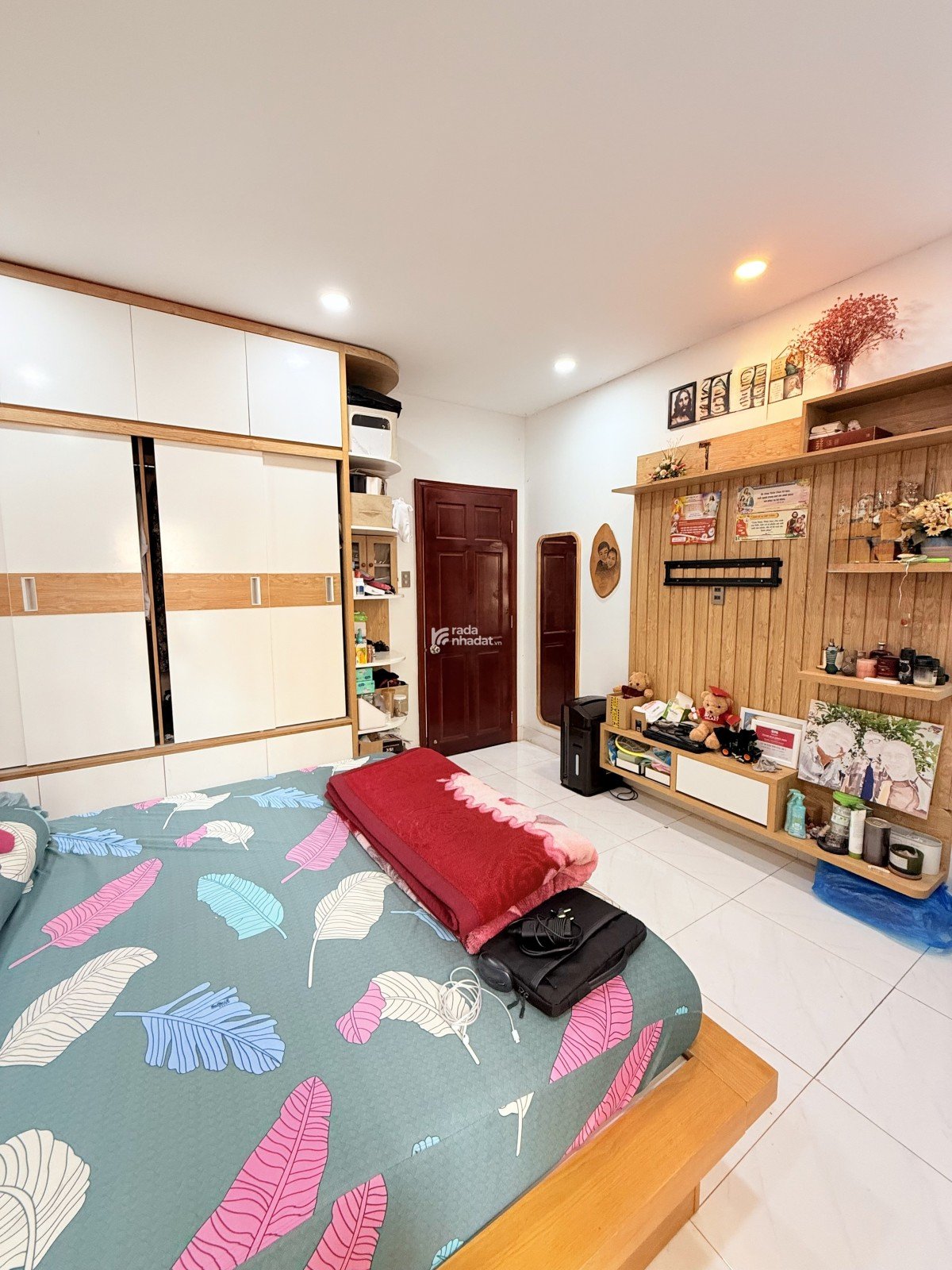 Nhà đẹp 3 lầu bán gấp, hẻm ô tô, đường Phan Huy Ích, P. 15, Tân Bình, chỉ 7,75 tỷ TL