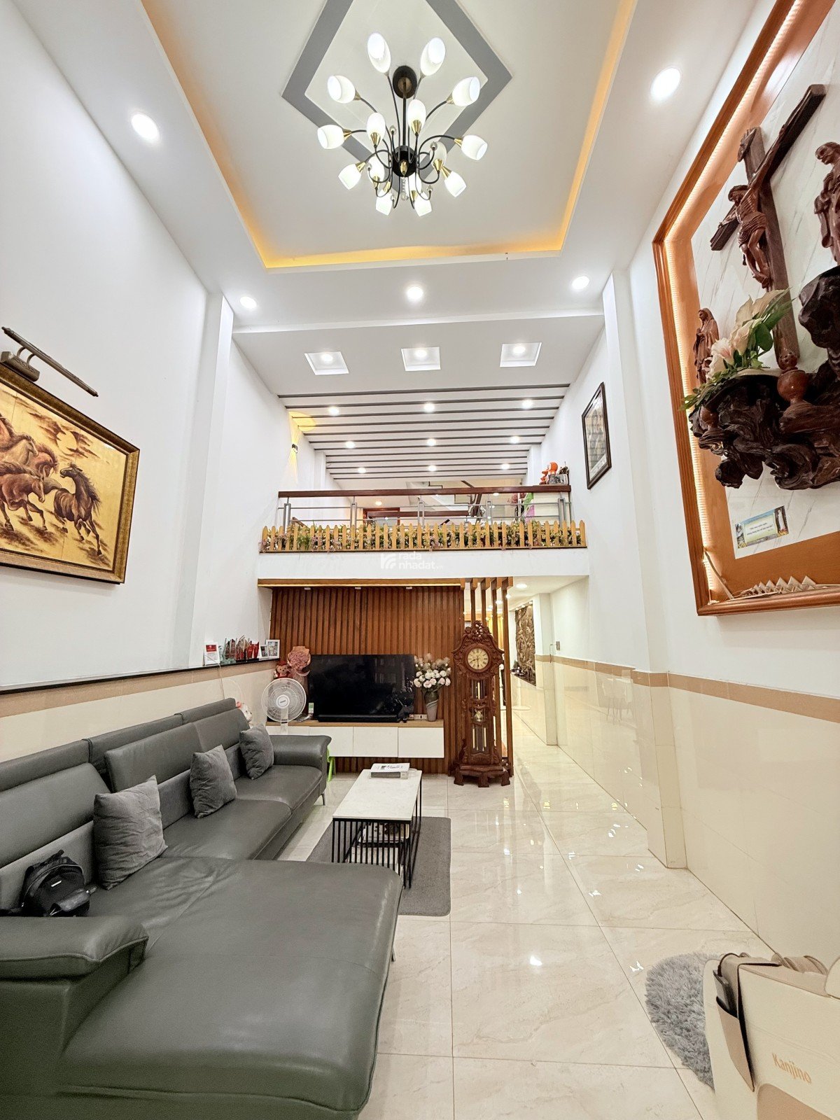 Nhà đẹp 3 lầu bán gấp, hẻm ô tô, đường Phan Huy Ích, P. 15, Tân Bình, chỉ 7,75 tỷ TL