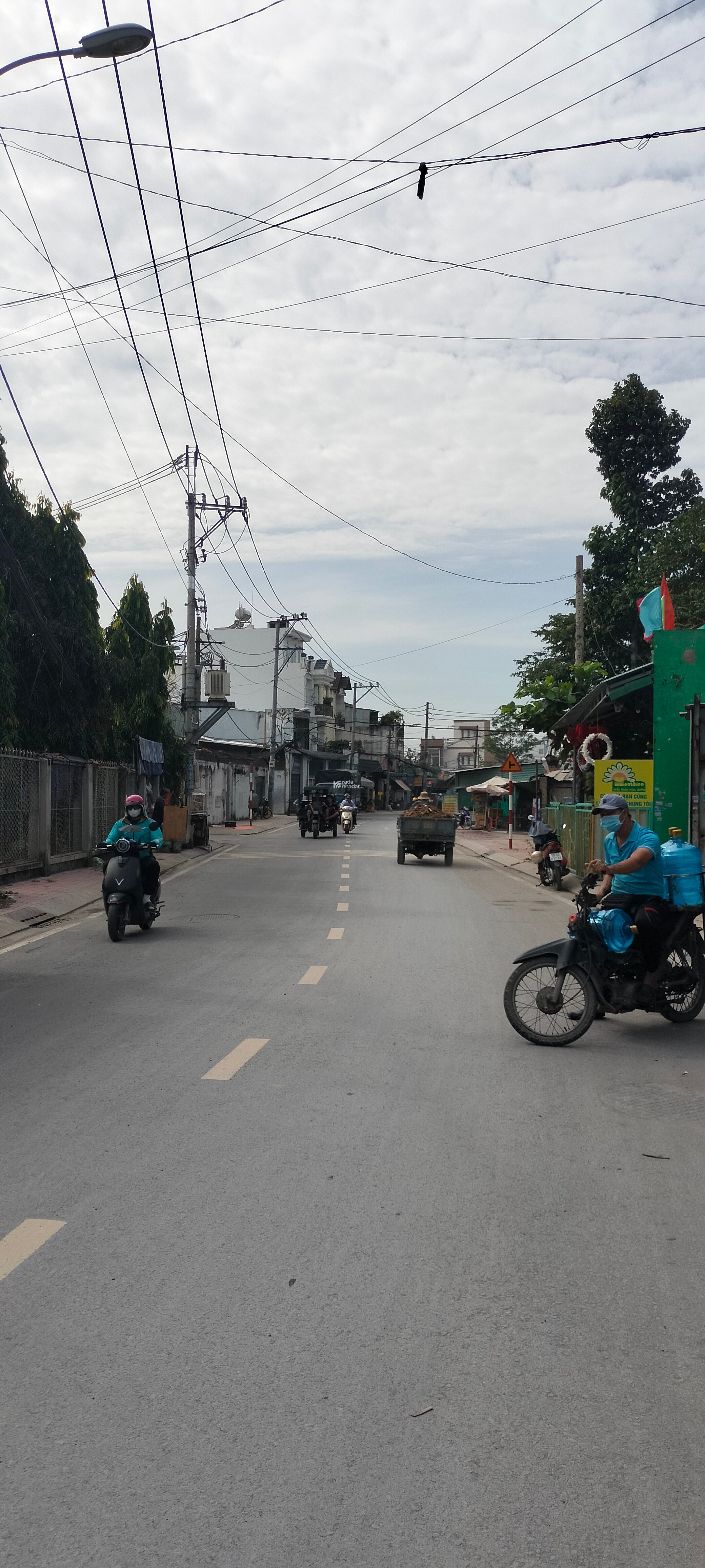 Bán Nhà Mặt Tiền Kinh Doanh Trung Chánh 84m2, 2 Tầng BTCT,ngang 6m.Đường 12m sằm uất ngày đêm