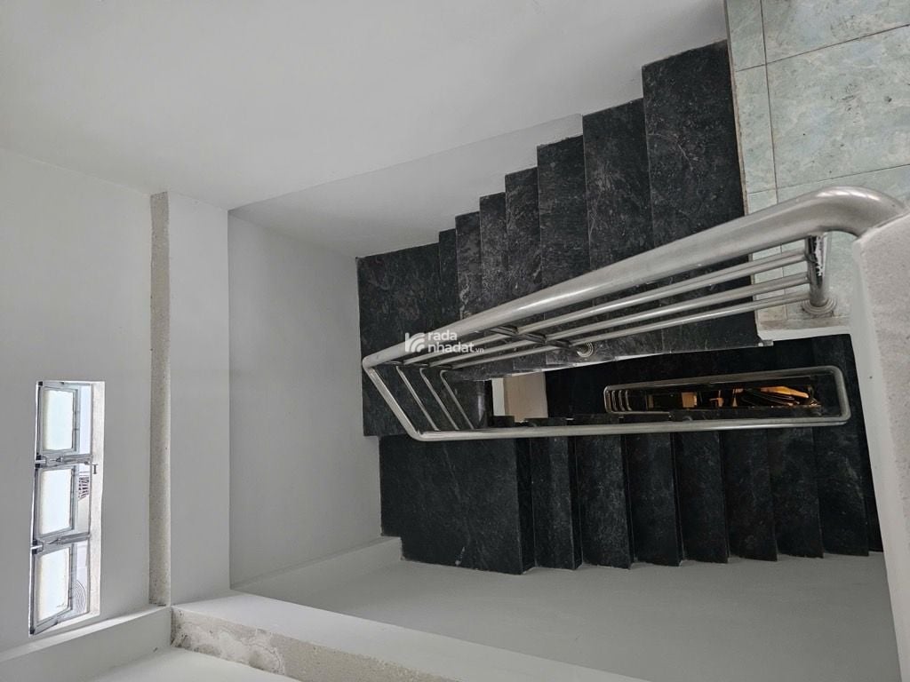 KHU VIP PHAN XÍCH LONG, MTKD HOA ĐÀO. PHÚ NHUẬN, 8M NGANG QUÁ HIẾM. GIẢM 2T CHỈ 21.5T