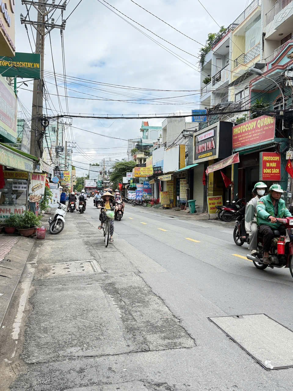 Nhà 4 tầng MTKD Sơn Kỳ, 113m2, ngang 5.5m, gần AEON. Vị trí vàng, chỉ 16.8 tỷ