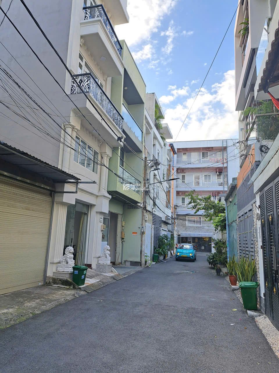 NHÀ MỚI ĐẸP Ở NGAY HẺM NHỰA XE HƠI TRÁNH NHAU, GẦN ĐH NGÂN HÀNG 4 TẦNG, 4X15 CHỈ 10 TỶ.