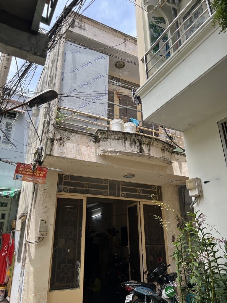HOÀ HƯNG  -P.12- Q.10- DT: 33.7M2- 3 TỶ 7