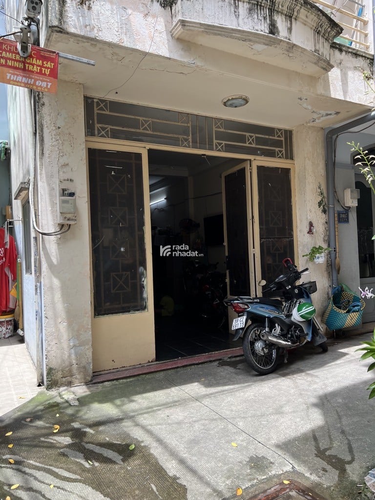 HOÀ HƯNG  -P.12- Q.10- DT: 33.7M2- 3 TỶ 7
