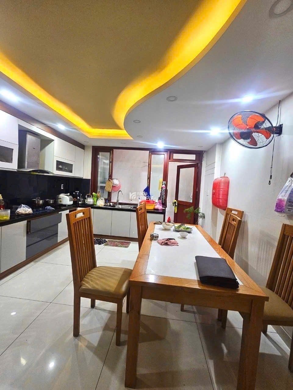 PHAN HUY ÍCH - TÂN BÌNH - GIÁ 6,8 TỶ