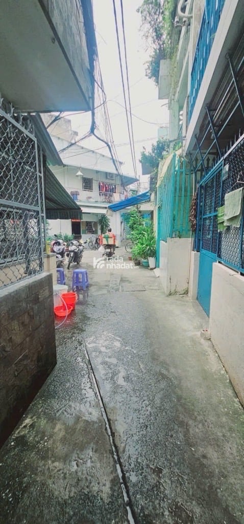 SIÊU PHẨM 2 TẦNG MỚI  - LÊ ĐẠI HÀNH - SÁT MẶT TIỀN -SỔ HỒNG RIÊNG 2T750