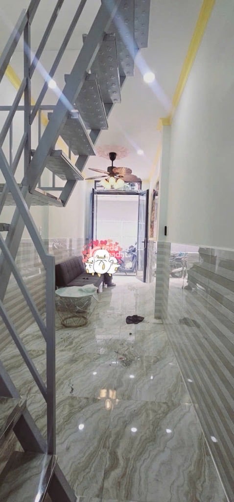 SIÊU PHẨM 2 TẦNG MỚI  - LÊ ĐẠI HÀNH - SÁT MẶT TIỀN -SỔ HỒNG RIÊNG 2T750