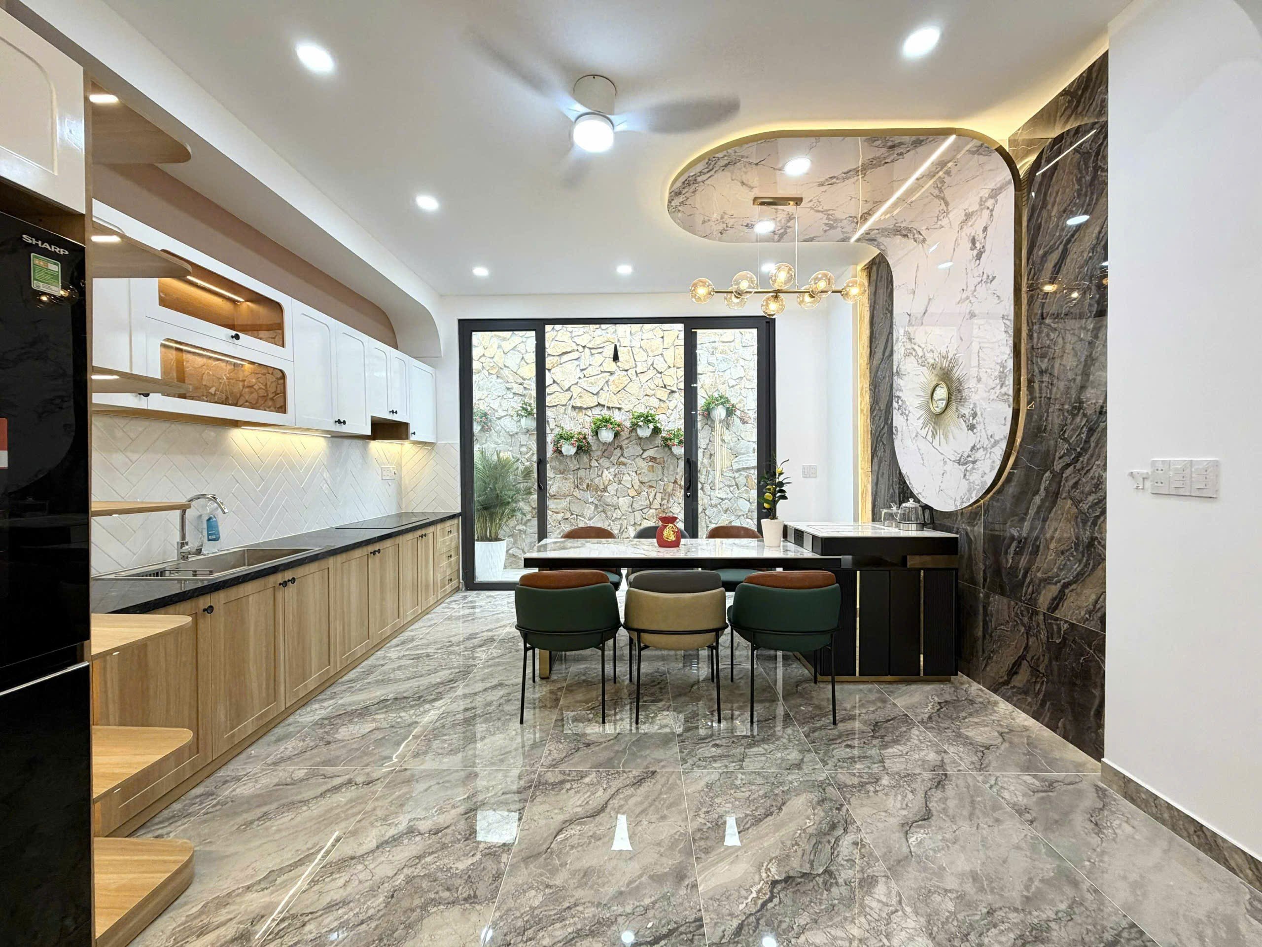 NHÀ ĐẸP 3 TẦNG 90m2 FULL NỘI THẤT CÓ GARAGE OTO - HẺM OTO TRÁNH - 10.3 TỶ