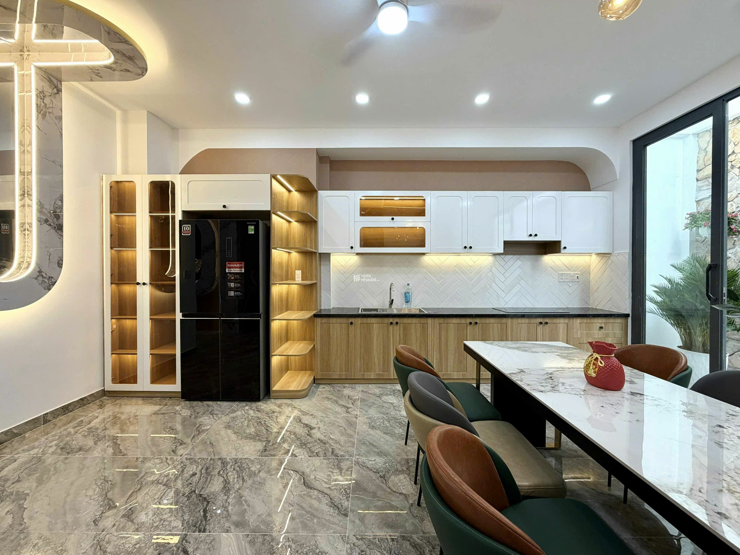 NHÀ ĐẸP 3 TẦNG 90m2 FULL NỘI THẤT CÓ GARAGE OTO - HẺM OTO TRÁNH - 10.3 TỶ