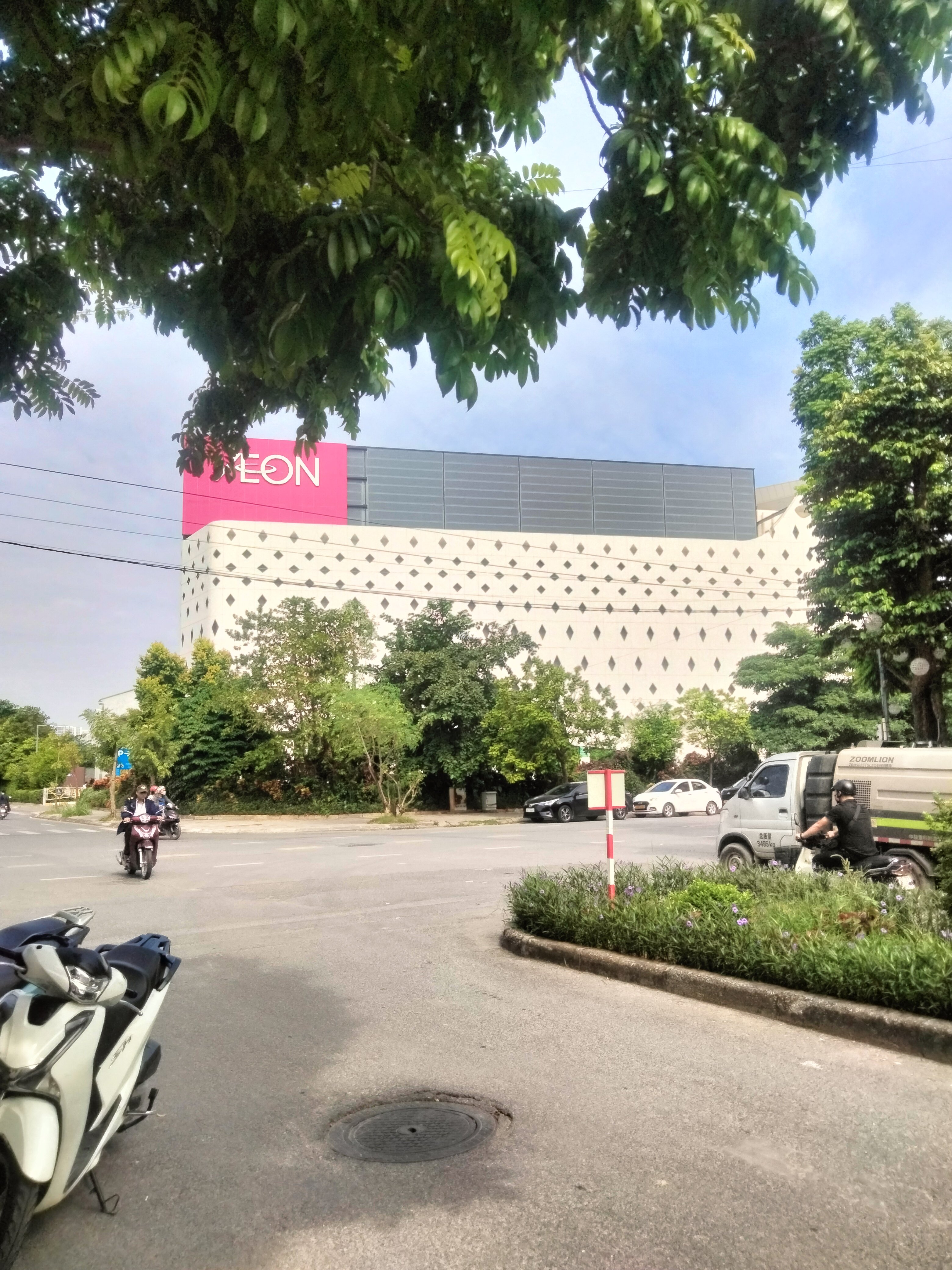 BIỆT THỰ DƯƠNG NỘI LÔ GÓC : 300m2 .3 tầng 1 tum Mặt Tiền 10m  giá 44,5 tỷ  - AN PHÚ shop Villa , 