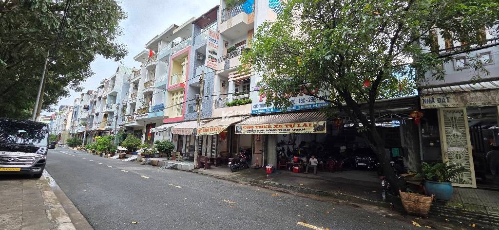 KHU BÌNH PHÚ-4 TẦNG - ĐƯỜNG SỐ 72 -P.10- Q.6- DT: 4*16M- 11 TỶ 100