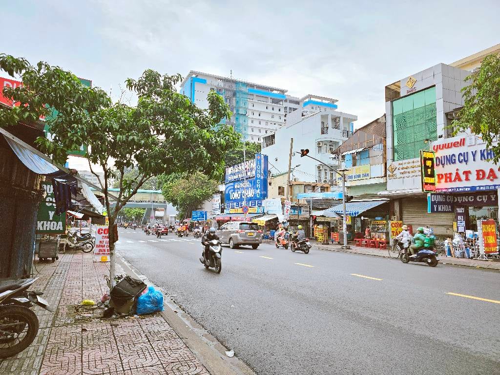 SÁT MT NƠ TRANG LONG, BÌNH THẠNH, 21M2 DÒNG TIỀN 30TR MỖI THÁNG. GIẢM 650TR CHỈ 4.3T TL 