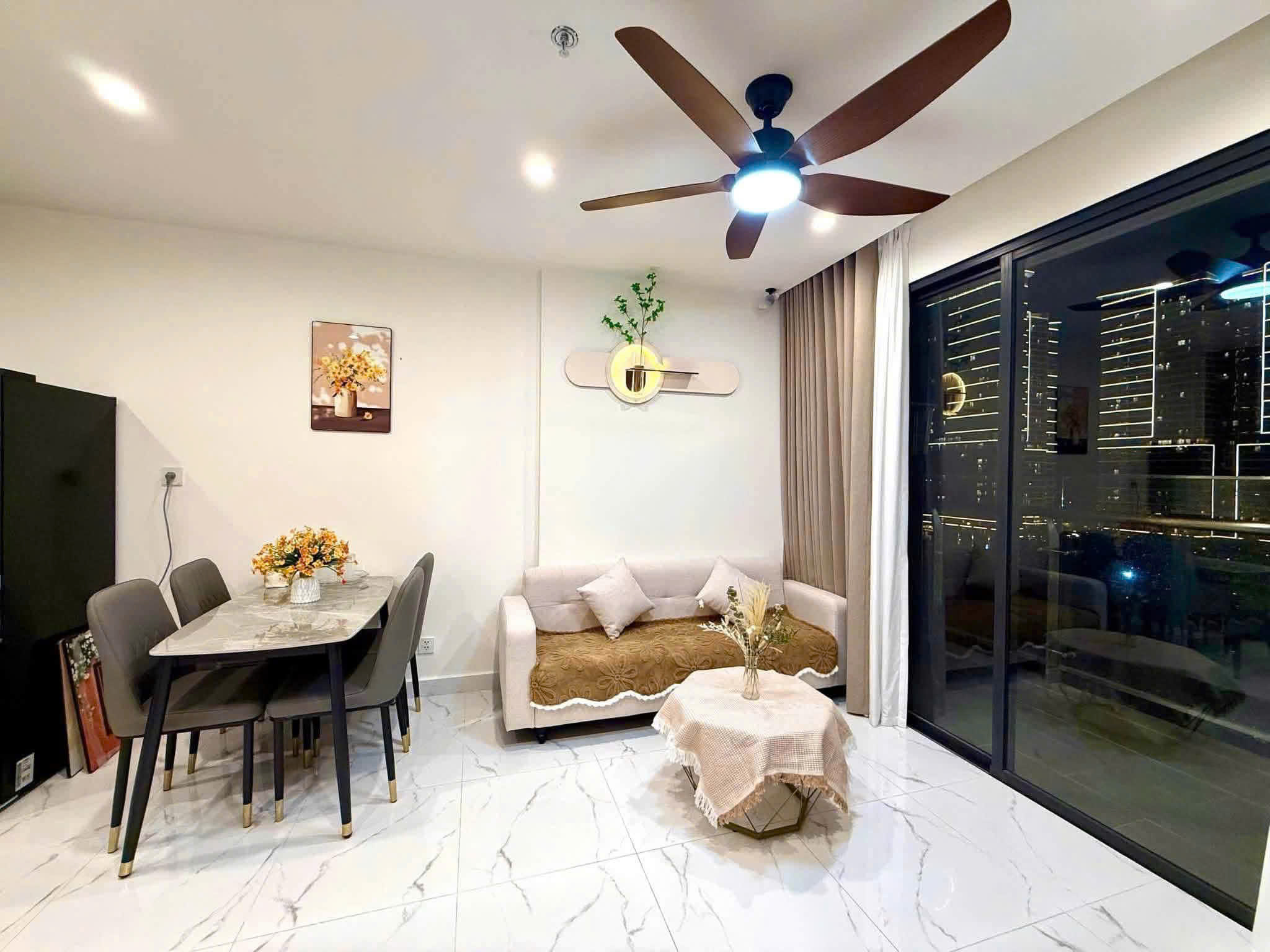 CHO THUÊ CĂN 2PN 59M2 FULL NỘI THẤT GIÁ 9 TRIỆU TẠI BS12 VINHOMES QUẬN 9