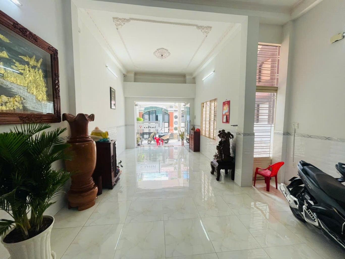 NHÀ 4 TẦNG TÂN PHÚ - 135M2 - NGANG 5M - 6PN - ĐƯỜNG NHỰA 8M - GIÁP TÂN BÌNH