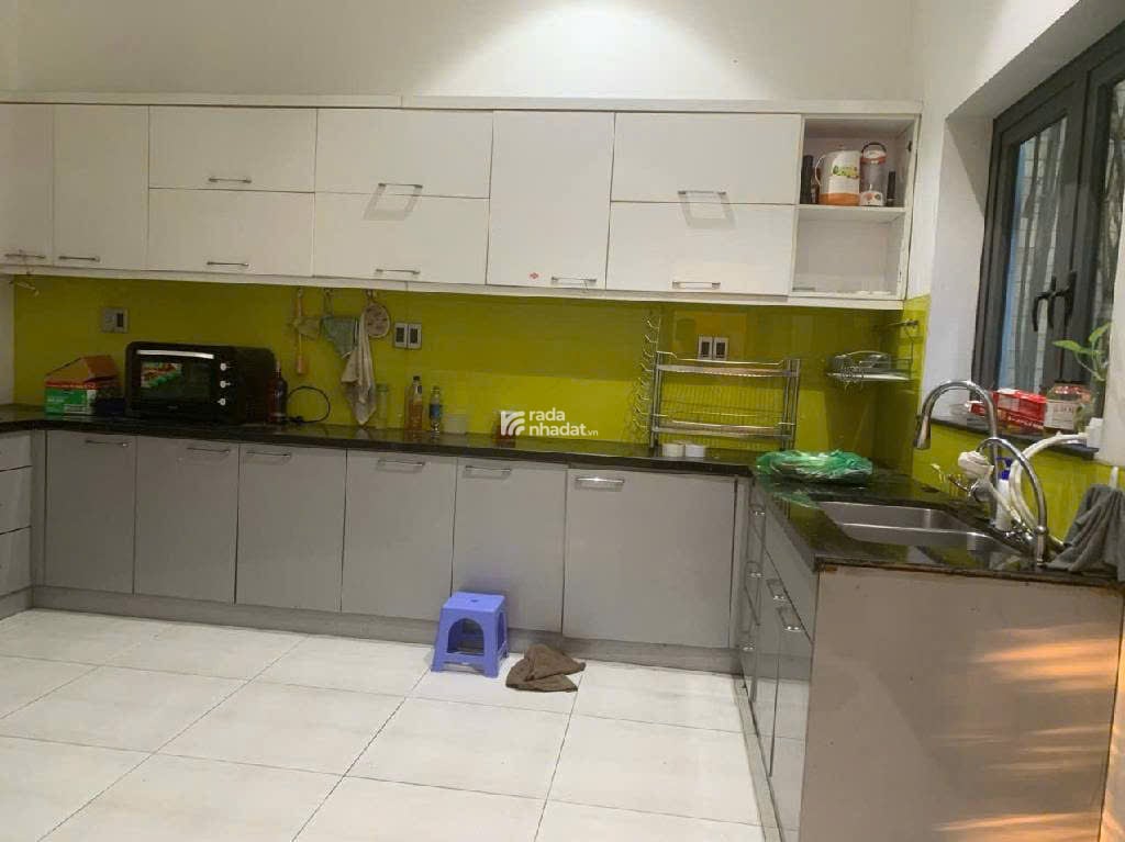 CỰC HIẾM. NHÀ 2 TẦN - DT 200M2 - PHƯỚC LONG B - NHÀ MẶT TIỀN KẾ BÊN VÀNH ĐAI 2 - NGANG 