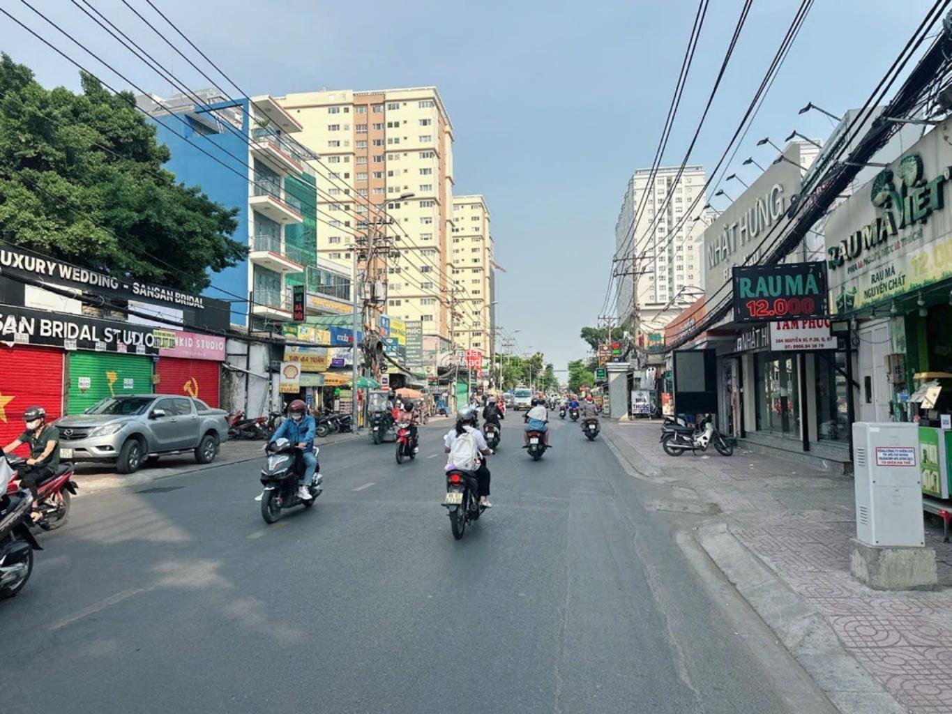 GẤP bán view GÓC MTKD Nguyễn Xí ngang gần 6m 120m2 DT 55tr cạnh VinCom Plaza 24.7 tỷ. 