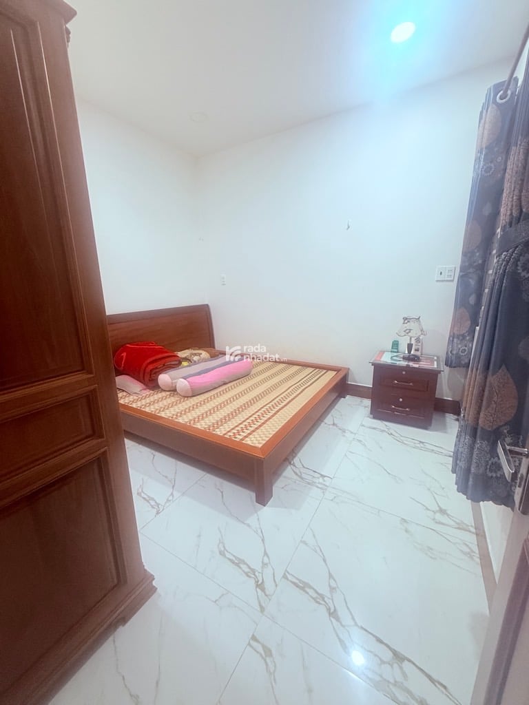 BÁN NHÀ PHÚ ĐỊNH 80M2 3 TẦNG 7.X TỶ 8X10M QUẬN 8