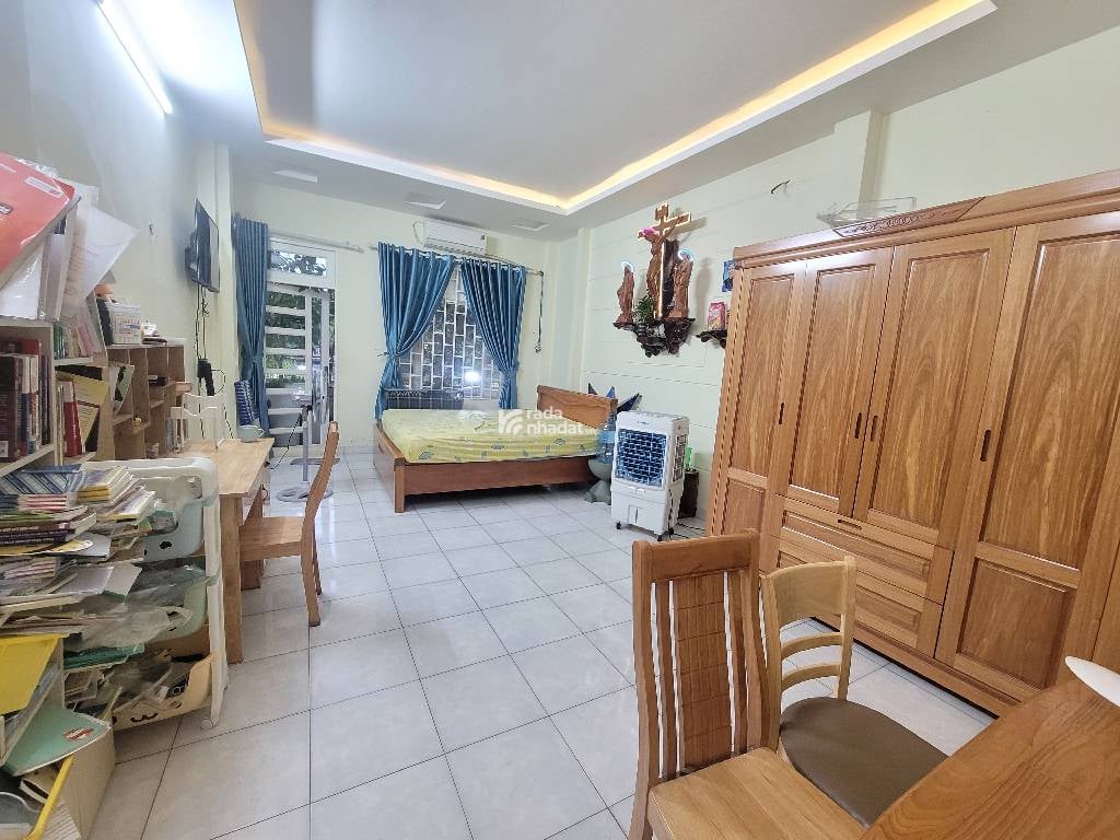 HẺM XE HƠI XÔ VIẾT NGHỆ TĨNH, BÌNH THẠNH, 4 TẦNG MỚI TINH Ở NGAY. GIẢM 350TR CHỈ CÒN 20T TL 