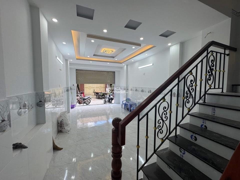 TRÂN THU ĐỘ PHÚ THẠNH TÂN PHÚGIÁ 6,2 tỷMô tả DT 4x15-60m2 kết cấu : nhà