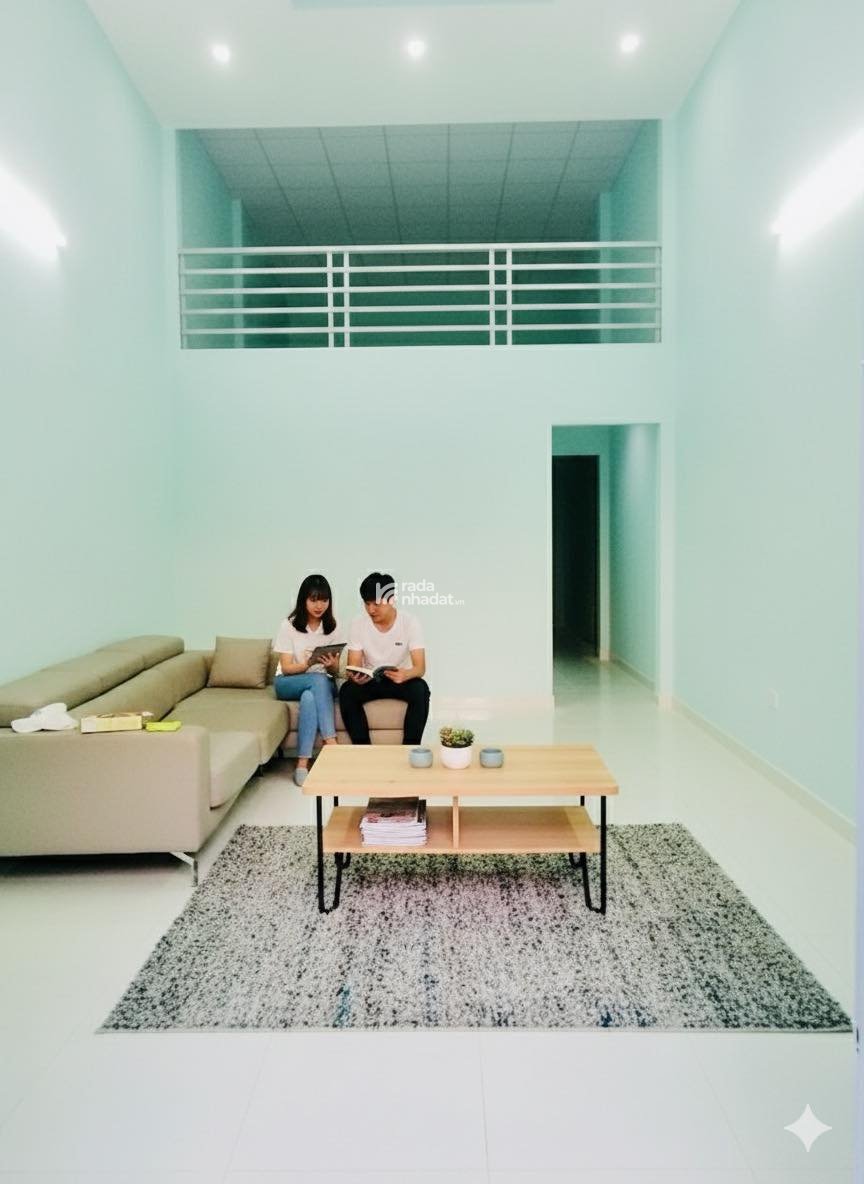 GIÁP AEON TÂN PHÚ HẺM TẢI QUAY ĐẦU  DÒNG T.IỀN GẦN CHỤC 2 TẦNG  80M NỞ HẬU CHỈ 5.X 