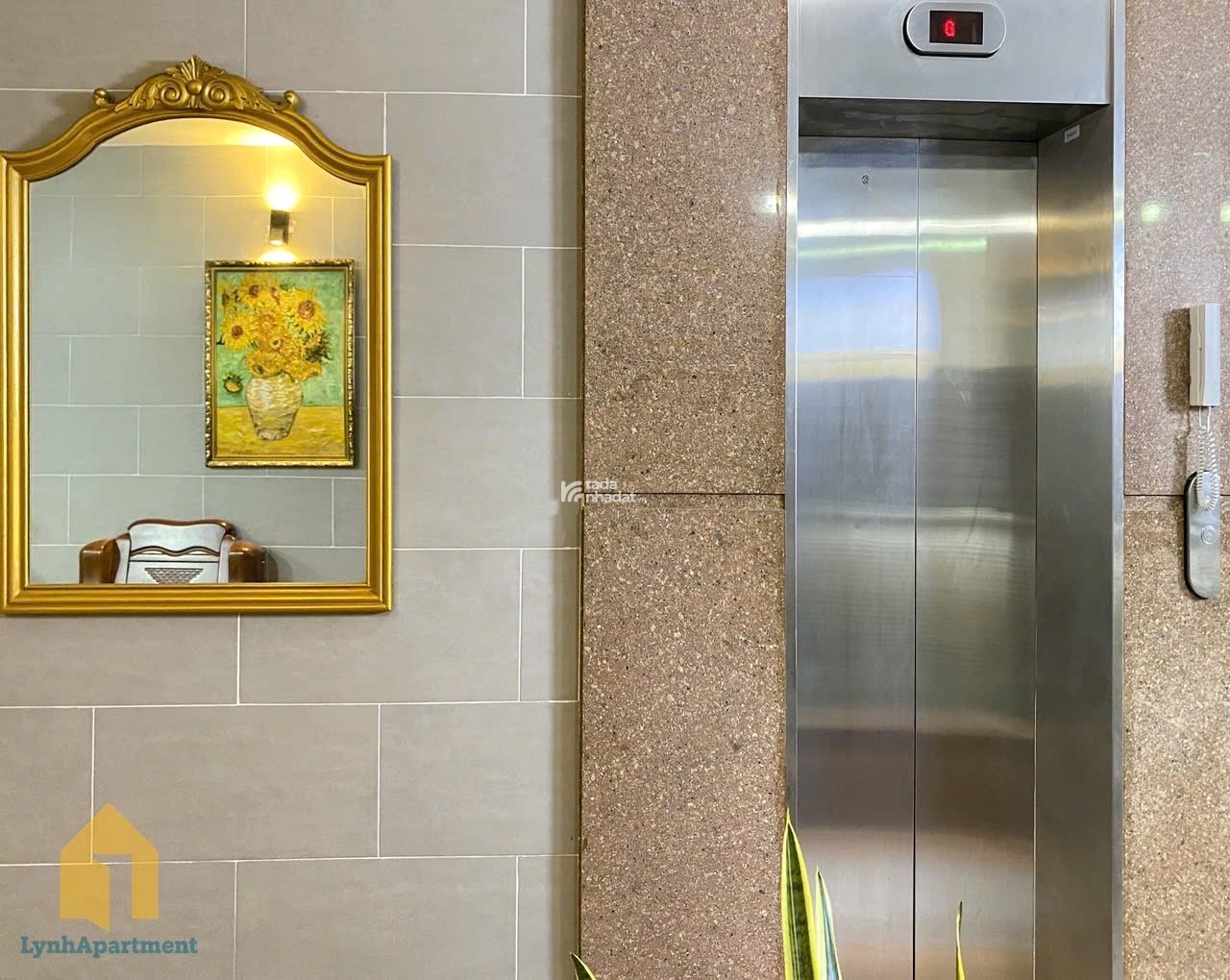 Cho Thuê Căn Hộ Full Nội Thất Cửa Sổ 1PN Có Thang Máy Quận 1