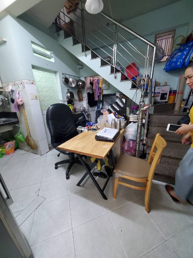 HẺM XE HƠI THÀNH MỸ, TÂN BÌNH, 32M2 CÓ KC Ở NGAY. GIẢM 350TR CHỈ CÒN 4.5T TL 
