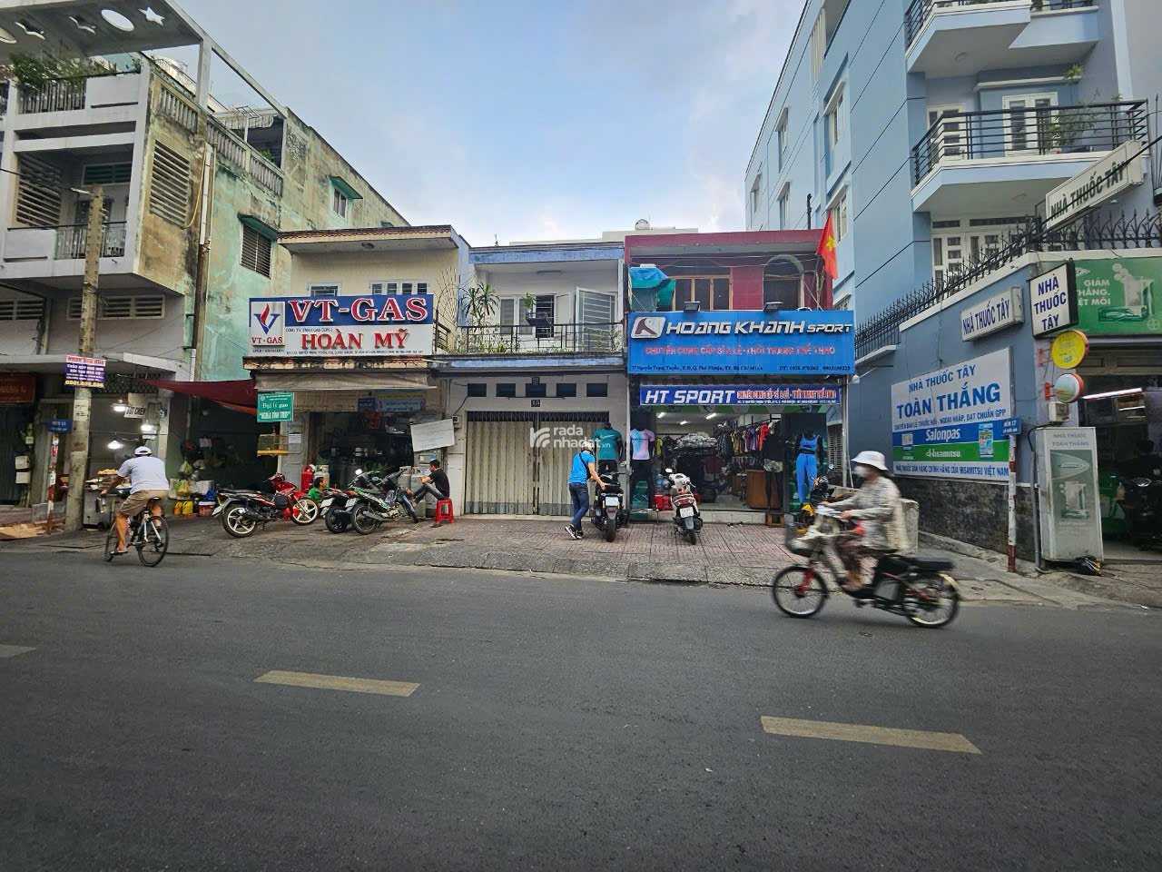 HOT: BÁN NHÀ MTKD NGUYỄN TRỌNG TUYỂN P15, PHÚ NHUẬN 