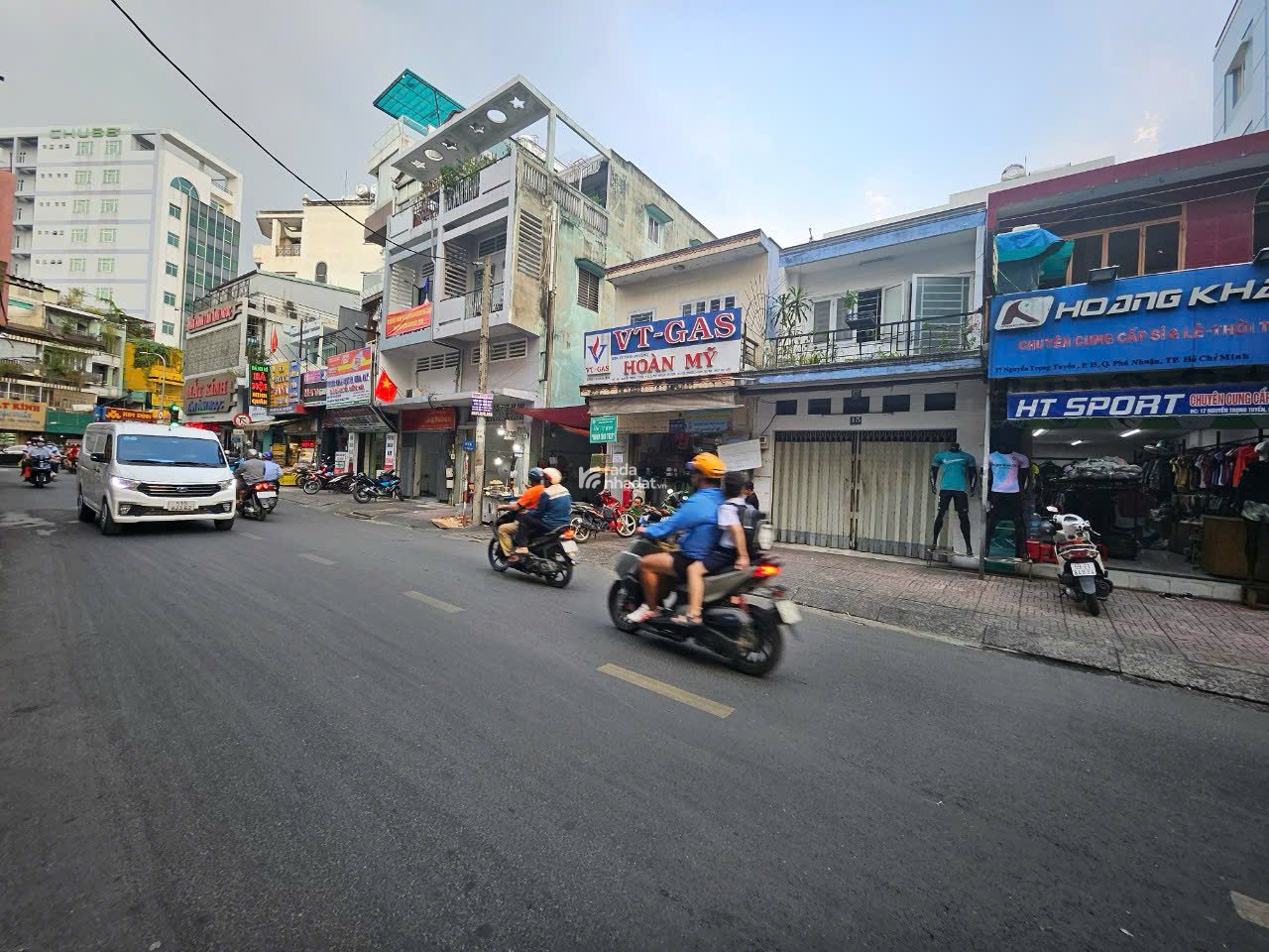 HOT: BÁN NHÀ MTKD NGUYỄN TRỌNG TUYỂN P15, PHÚ NHUẬN 