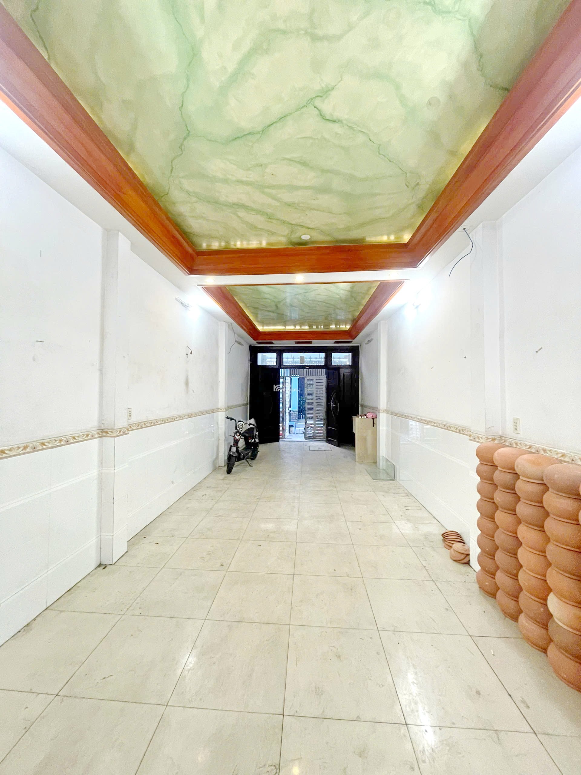 Bán nhà 4 lầu hẻm 4m đường Dương Bá Trạc P.Chánh Hưng Quận 8