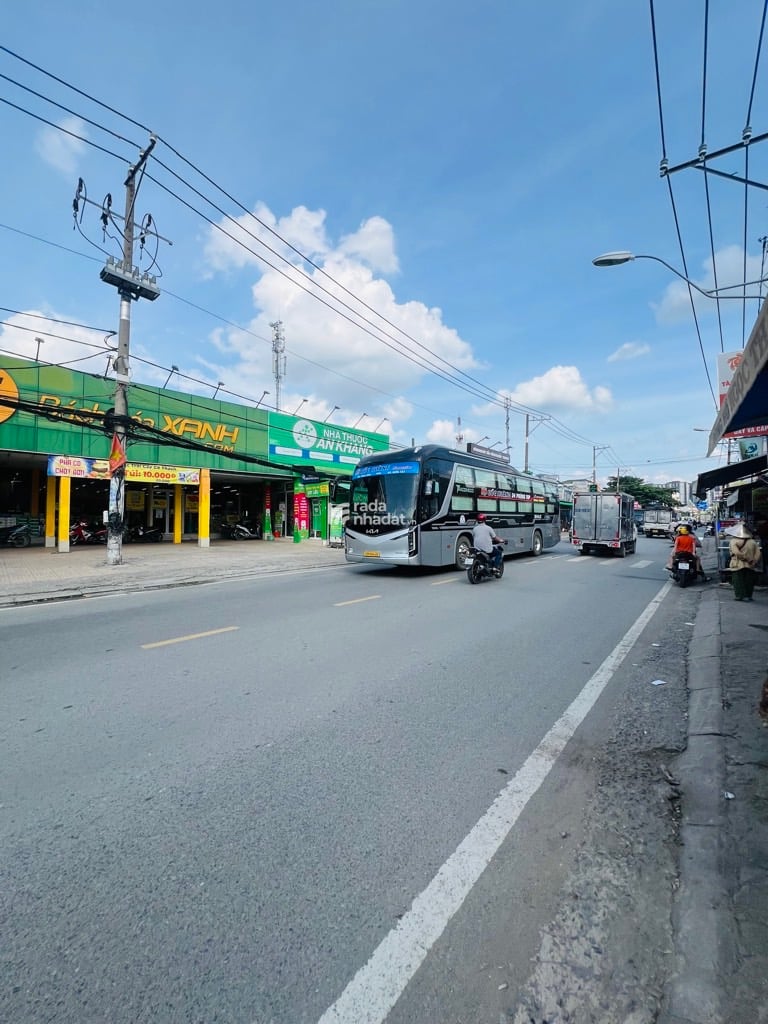 BÁN NHÀ TRẦN ĐẠI NGHĨA BÌNH TÂN 130M2 4.X TỶ HẺM XE HƠI GẦN AEON MALL