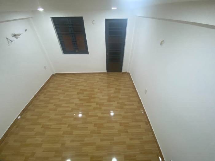 CÁCH MẶT TIỀN 2 CĂN  HẺM XE TẢI 2 PHÒNG NGỦ - 1