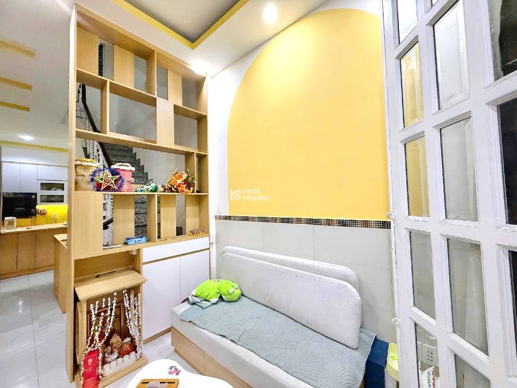 VỊ TRÍ CỰC ĐẸP - VÀI CĂN RA MẶT TIỀN ĐỘC LẬP TÂN PHÚ - 4 TẦNG - NHÀ MỚI Ở NGAY - HOÀN CÔNG