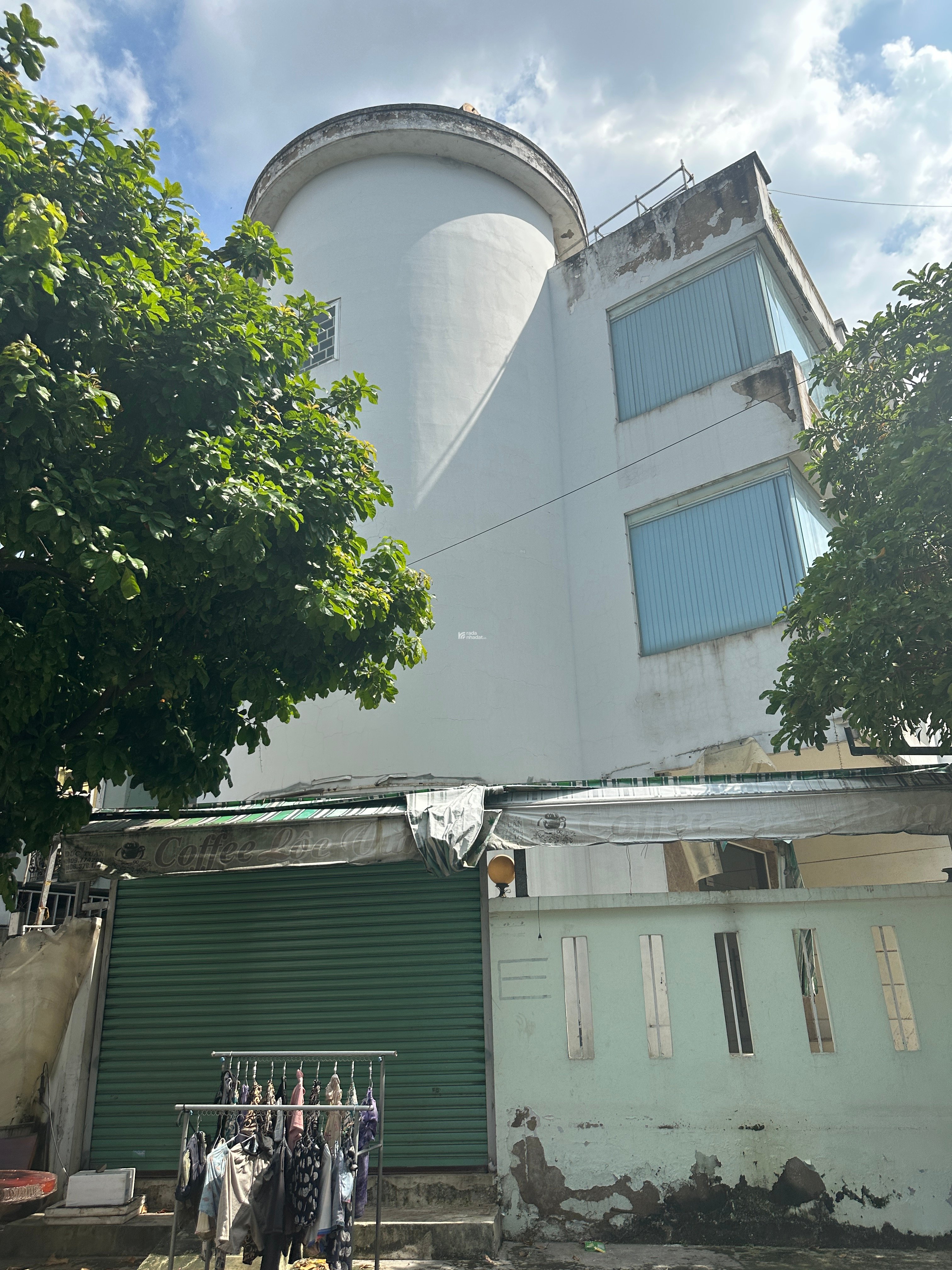  BÁN NHÀ GÓC HAI MẶT TIỀN HẺM XE HƠI 