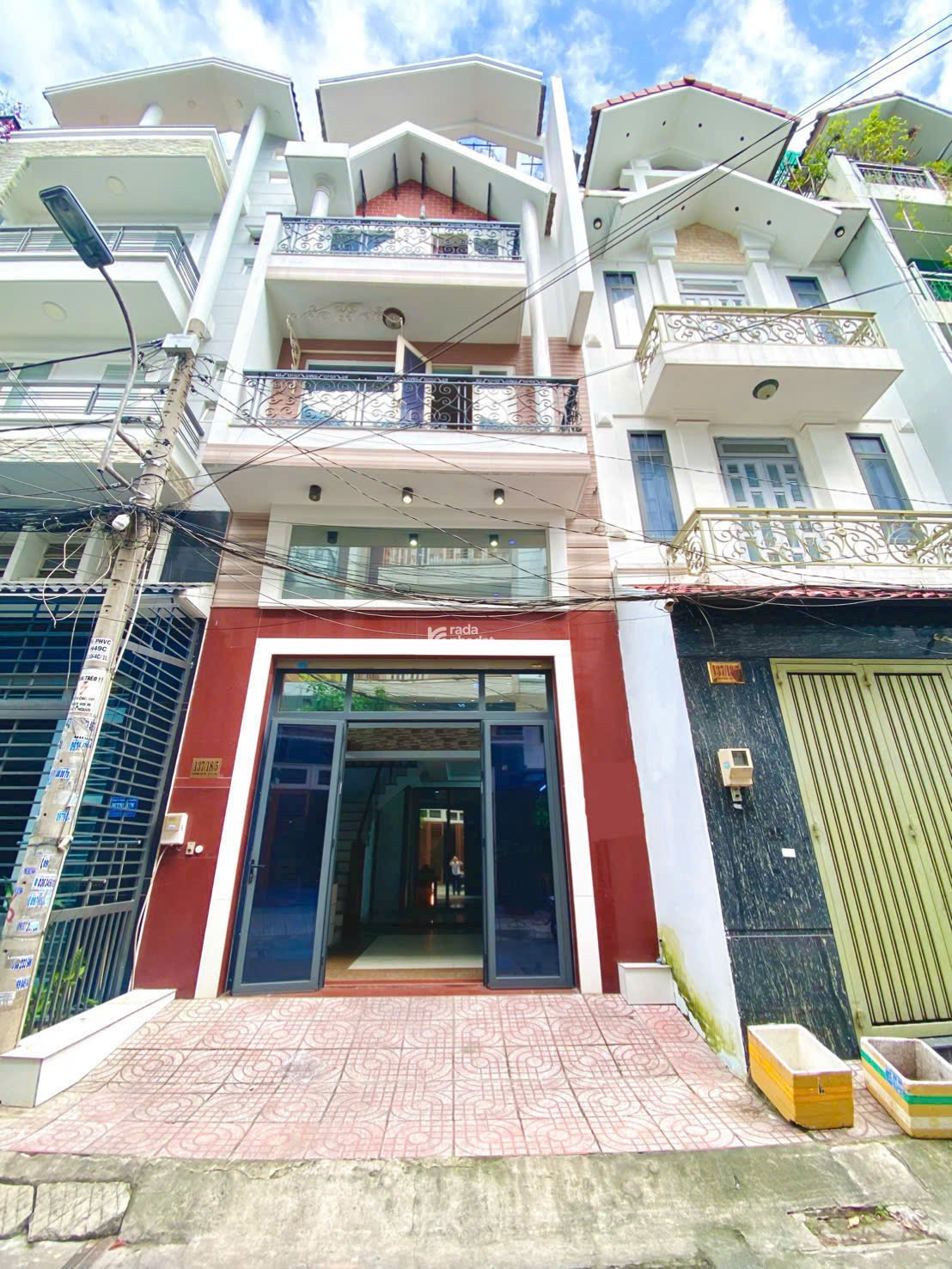 CĂN NHÀ 5 TẦNG NẰM TRONG KHU ĐỒNG BỘ VÍP 2 XE HƠI NÉ NHAU P.14 GÒ VẤP