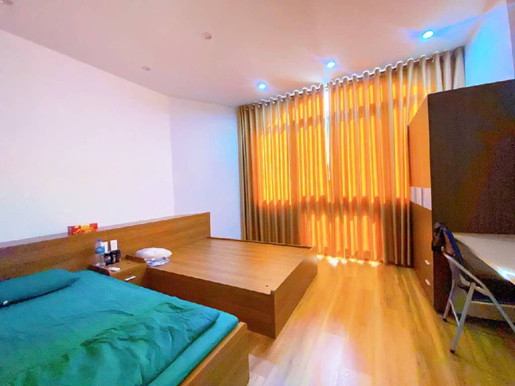 VỊ TRÍ KINH DOANH ĐỈNH - 2 MẶT HẺM XE HƠI - GIÁP Q.10