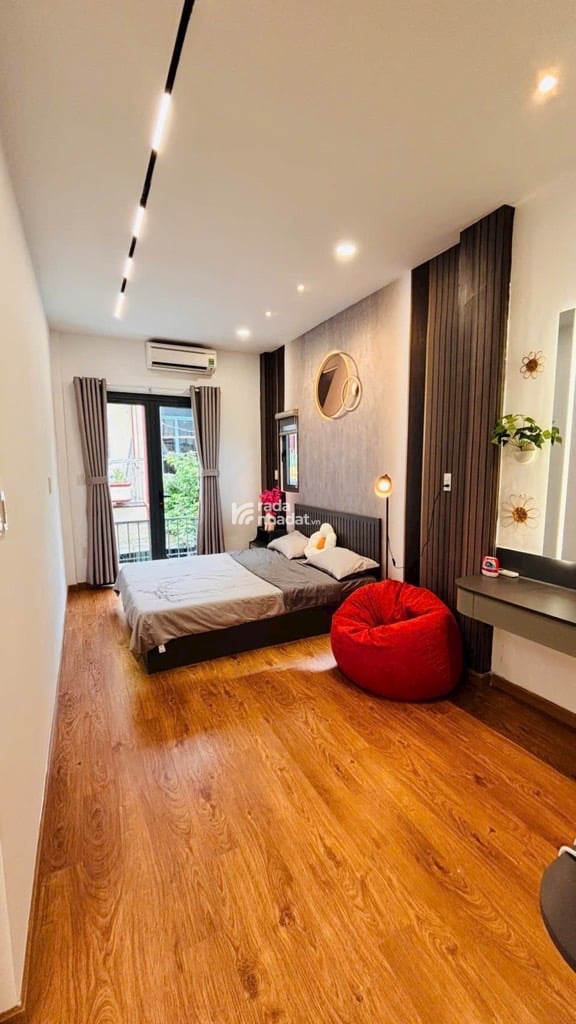 KHU PHAN XÍCH LONG, PHAN TÂY HỒ, 50M2 CÓ KC Ở NGAY. GIẢM 350TR CHỈ 5.79T TL 