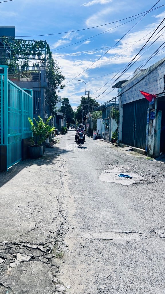 BÁN NHÀ HẺM XE HƠI NGUYỄN THỊ TÚ 150M2 5.8 TỶ 6X25M BÌNH TÂN  