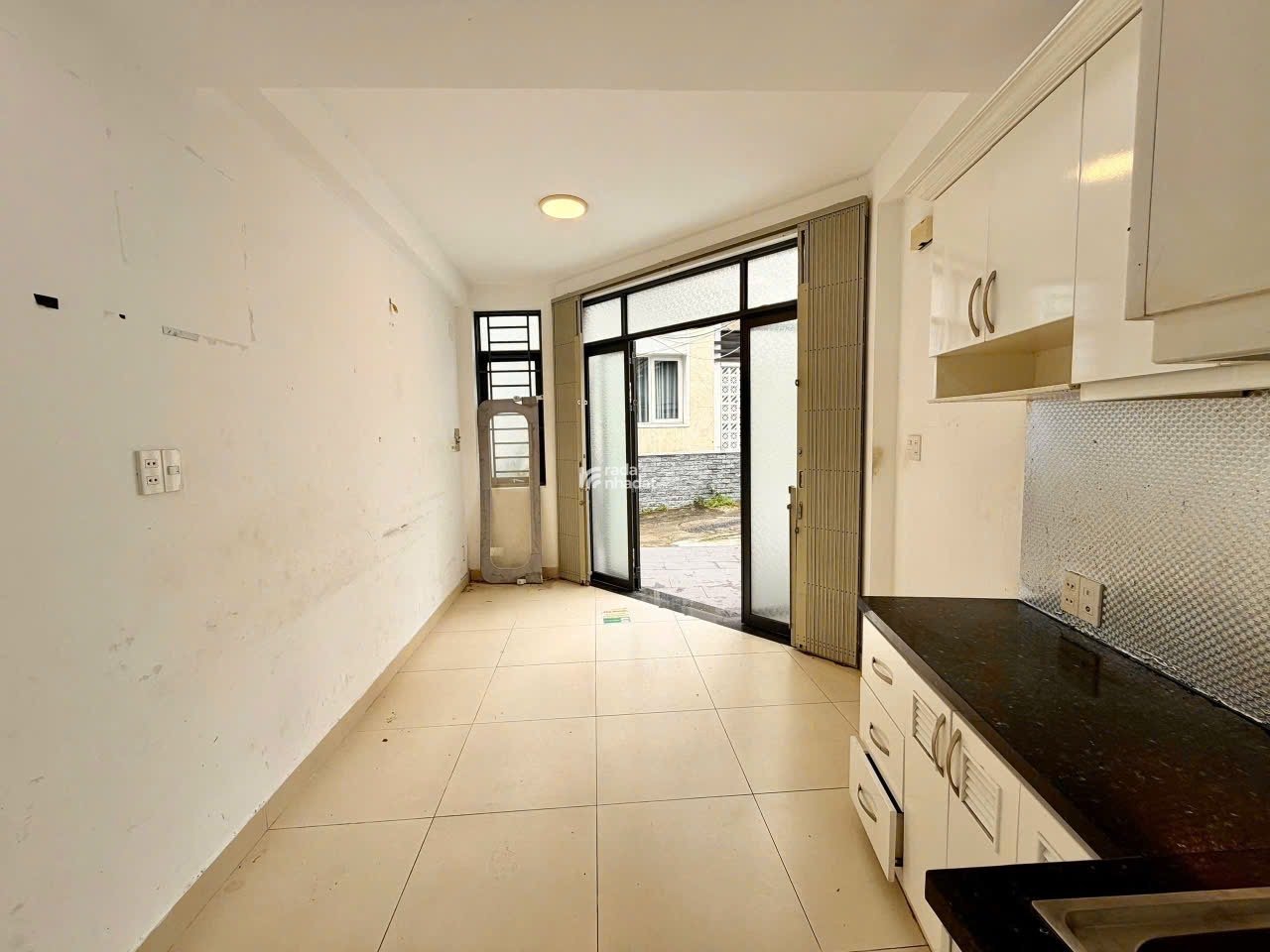 BÁN NHÀ GIÁ RẺ-Nơ Trang Long, Bình Thạnh-4 TẦNG, HẺM TO-GIÁ chỉ 5.45 Tỷ còn thương lượng 