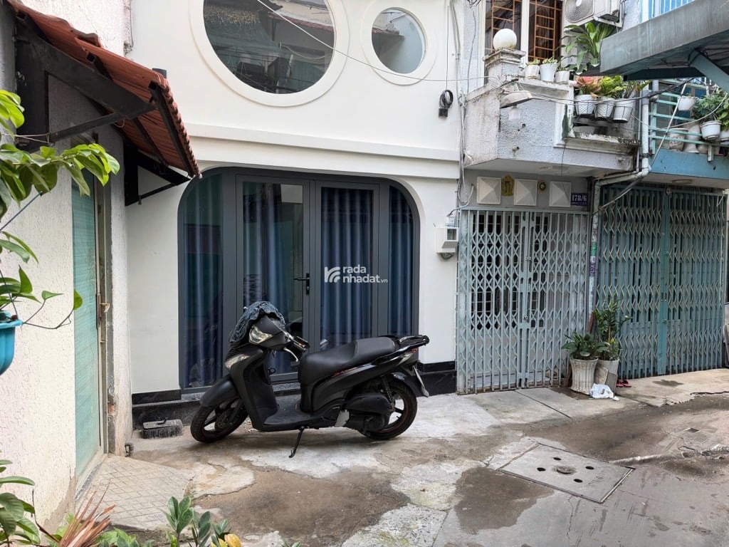 NHÀ ĐẸP NGAY LÝ THƯỜNG KIỆT- 45M2 3 TẦNG NHỈNH 6 TỶ