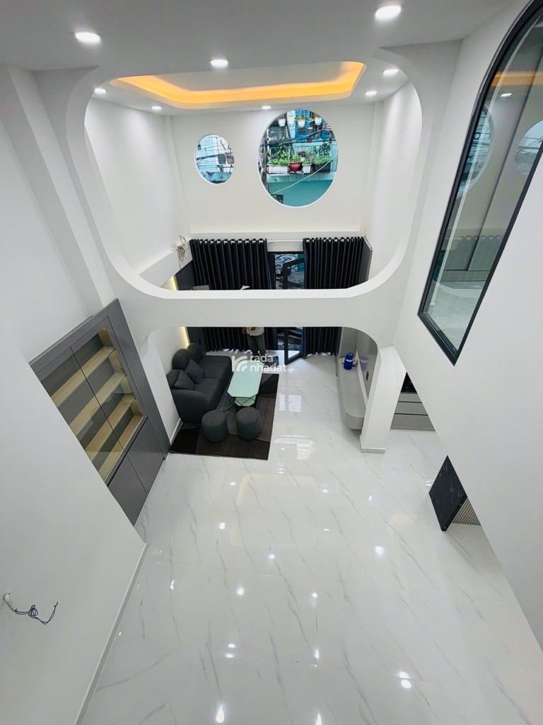 NHÀ ĐẸP NGAY LÝ THƯỜNG KIỆT- 45M2 3 TẦNG NHỈNH 6 TỶ