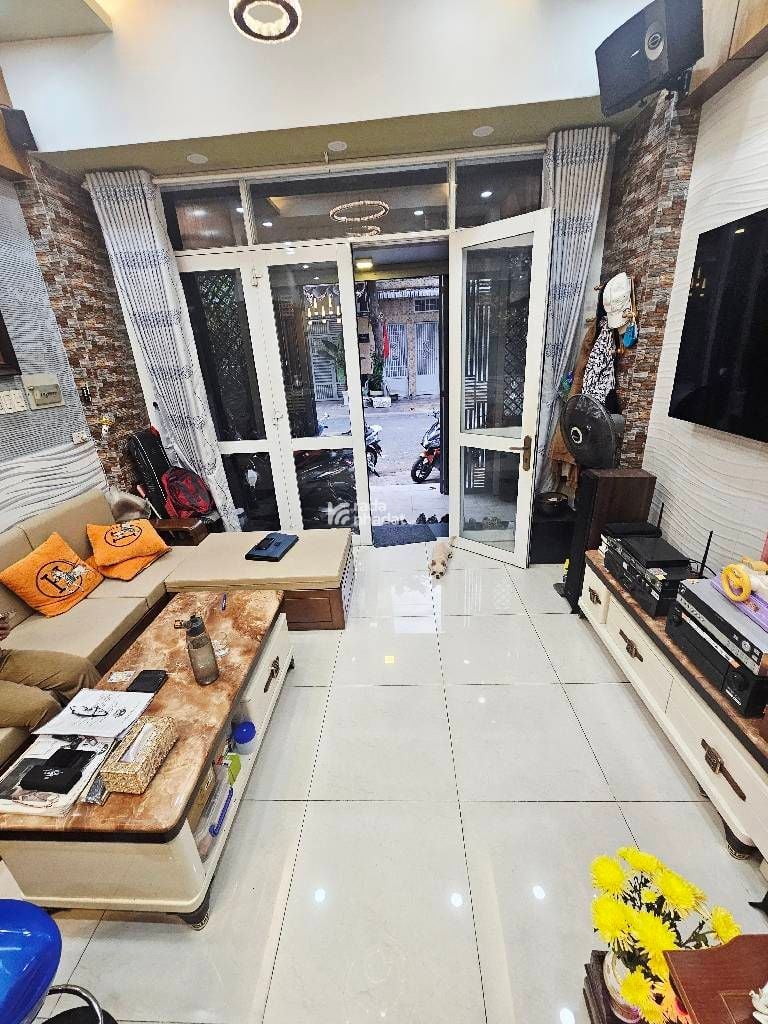 MẶT TIỀN ĐƯỜNG KINH DOANH - 40M2 (4 X 10) - 4 TẦNG - 3PN,2WC - PHÚ THỌ HÒA - GẦN AEON MALL